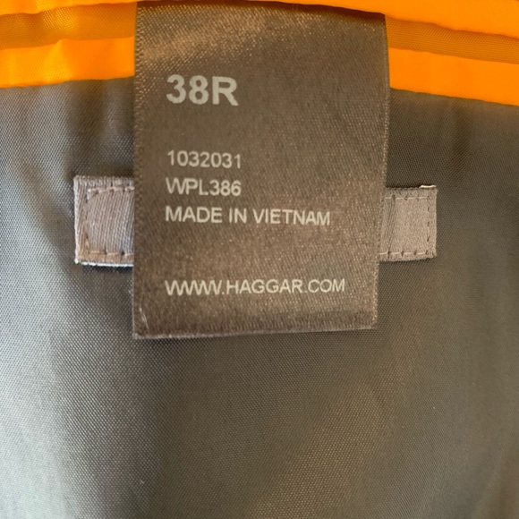 LIGHTLY USED: MENS CHARCOAL SUIT - Picture 3 of 4